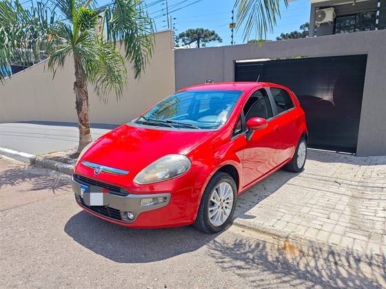 FIAT PUNTO 1.6 ESSENCE 16V FLEX 4P MANUAL